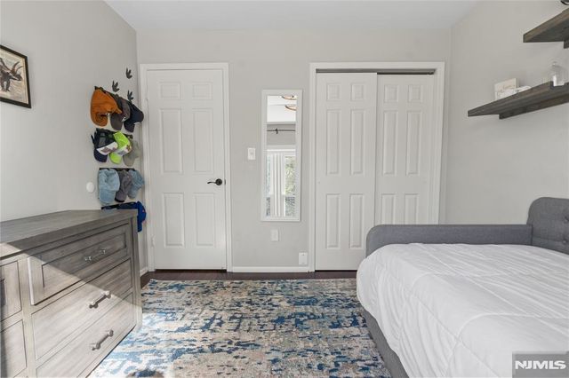 20 Dwight Street, Wayne, NJ 07470