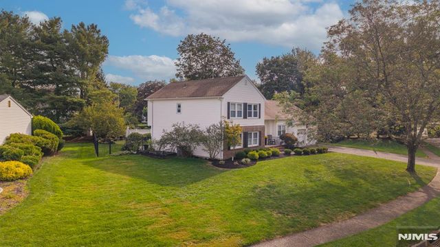 20 Dwight Street, Wayne, NJ 07470