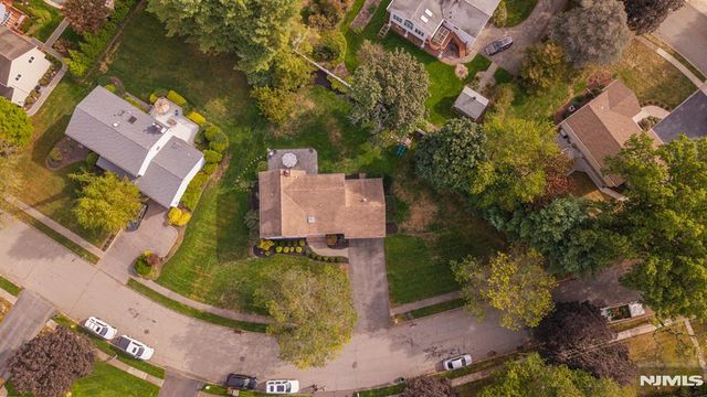 20 Dwight Street, Wayne, NJ 07470