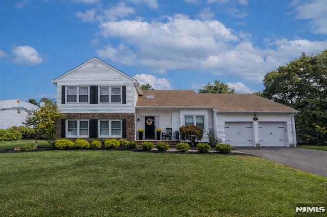 20 Dwight Street, Wayne, NJ 07470