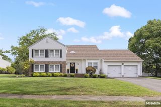 20 Dwight Street, Wayne, NJ 07470