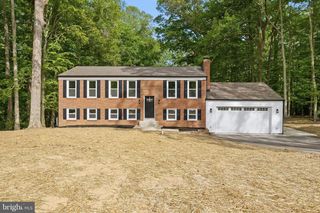 29778 OAK RD, Mechanicsville, MD 20659