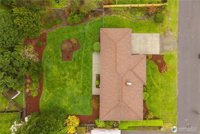 762 Hilltop Avenue, Kent, WA 98031