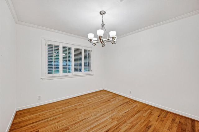 5006 Creekbend Drive, Houston, TX 77035