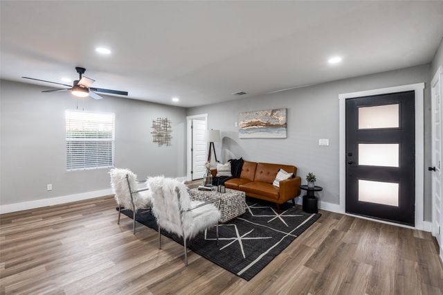 13421 Glenside Drive, Farmers Branch, TX 75234