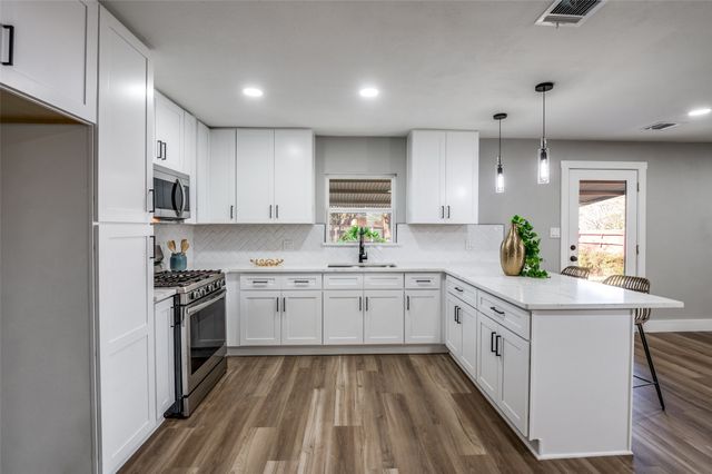 13421 Glenside Drive, Farmers Branch, TX 75234