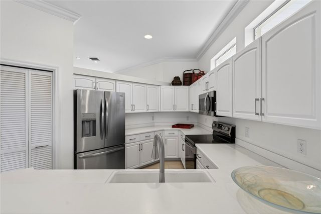 1665 Victoria Circle, Vero Beach, FL 32967