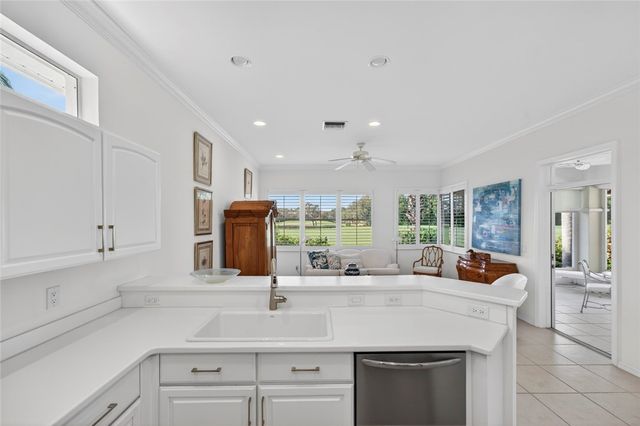 1665 Victoria Circle, Vero Beach, FL 32967