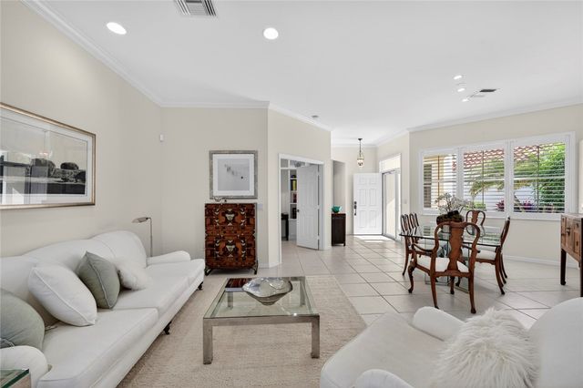 1665 Victoria Circle, Vero Beach, FL 32967