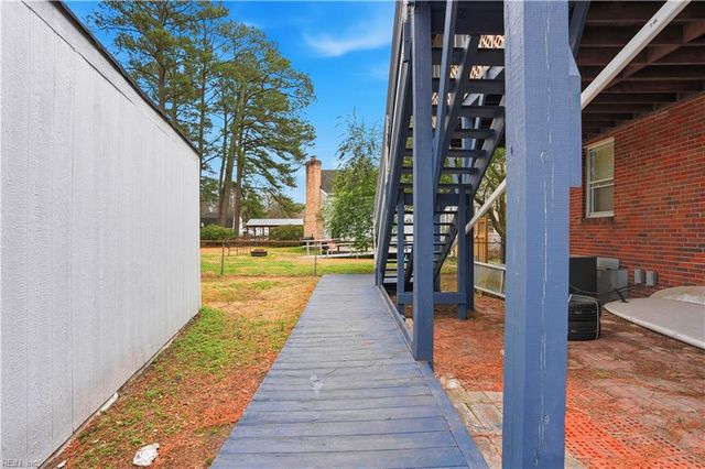 219 Cypress Rd, Portsmouth, VA 23701