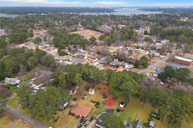 219 Cypress Rd, Portsmouth, VA 23701