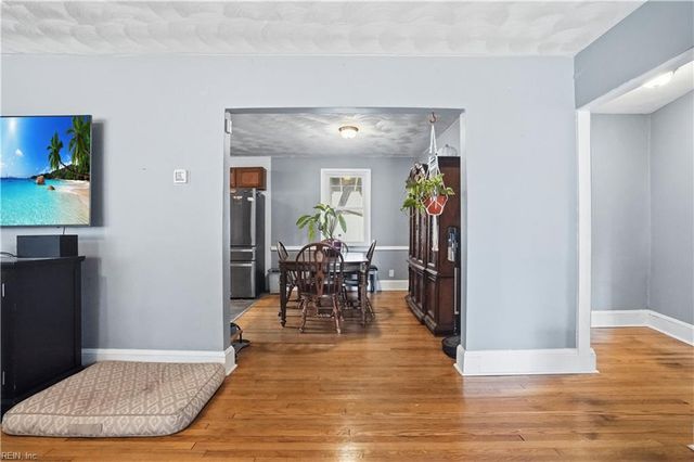 219 Cypress Rd, Portsmouth, VA 23701