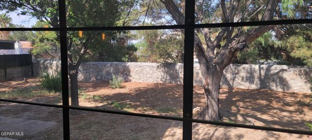 118 SAINT ANDREWS Drive, Santa Teresa, NM 88008