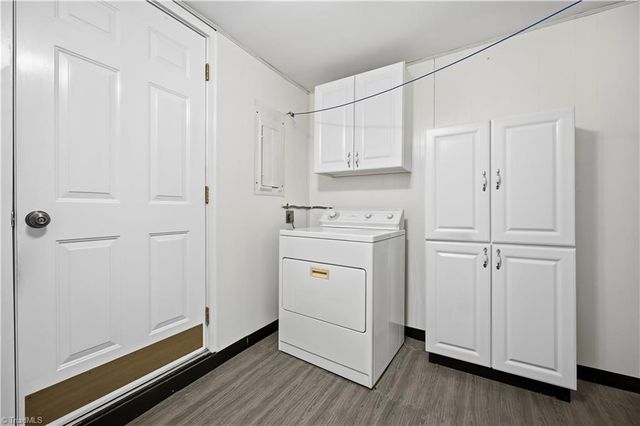 2204 Four Seasons Boulevard, Greensboro, NC 27407