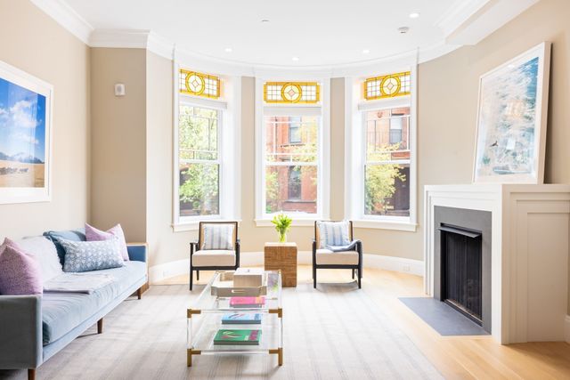 131 St Botolph St 1, Boston, MA 02116