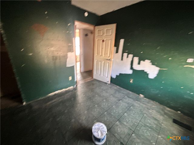 110 Weldon Street, Cuero, TX 77954