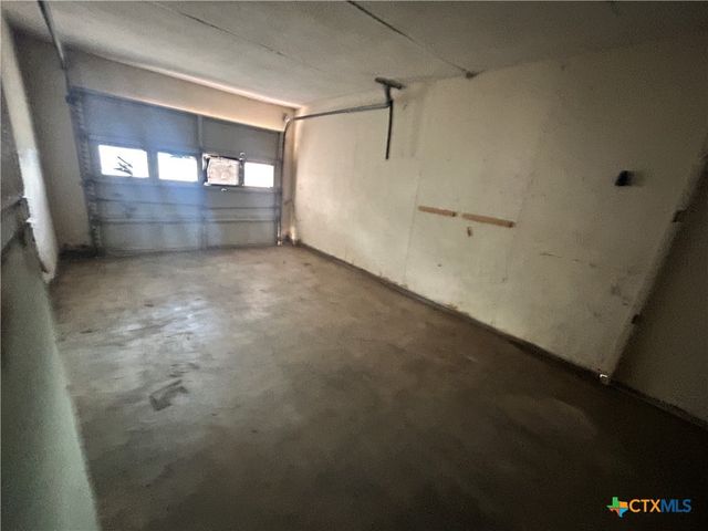 110 Weldon Street, Cuero, TX 77954