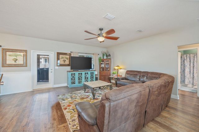 2104 Queen Street, Crestview, FL 32536