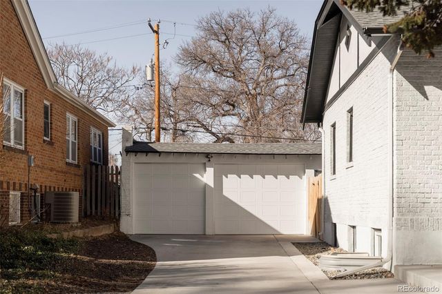 2289 N Glencoe Street, Denver, CO 80207