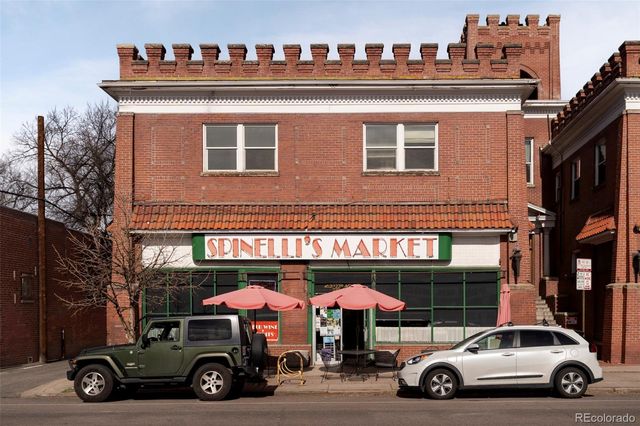 2289 N Glencoe Street, Denver, CO 80207