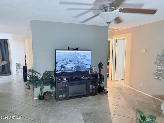 20420 N 6TH Drive 1, Phoenix, AZ 85027