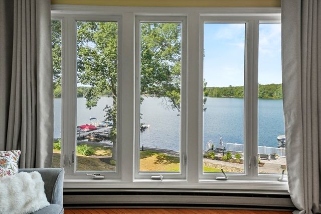 39 Pointe Rok Drive 39, Worcester, MA 01604