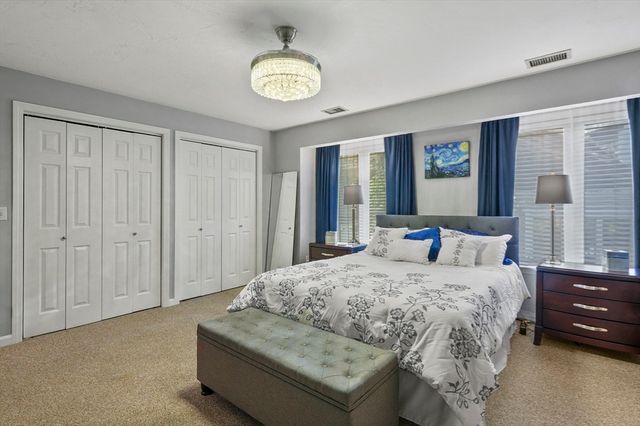 39 Pointe Rok Drive 39, Worcester, MA 01604