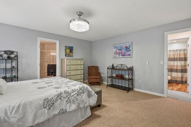 39 Pointe Rok Drive 39, Worcester, MA 01604