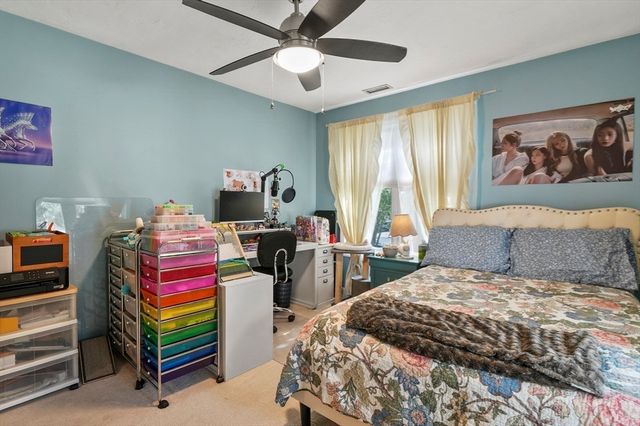 39 Pointe Rok Drive 39, Worcester, MA 01604