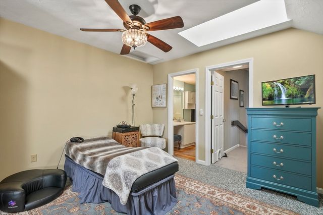 39 Pointe Rok Drive 39, Worcester, MA 01604