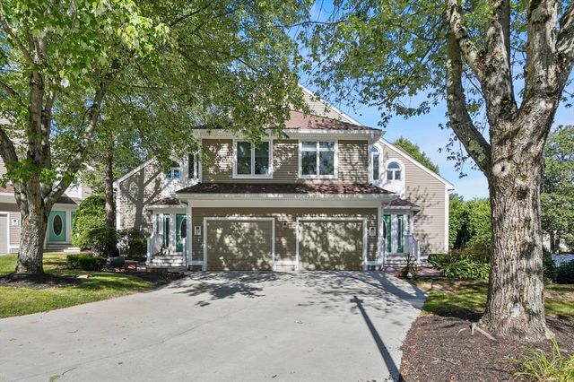 39 Pointe Rok Drive 39, Worcester, MA 01604