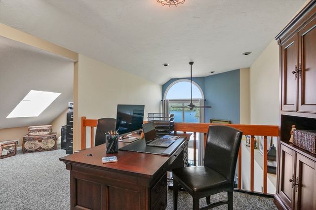 39 Pointe Rok Drive 39, Worcester, MA 01604