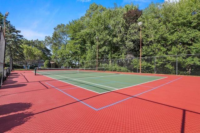 39 Pointe Rok Drive 39, Worcester, MA 01604