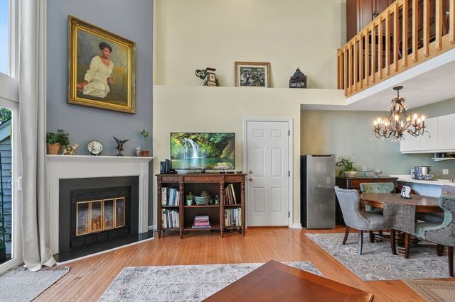 39 Pointe Rok Drive 39, Worcester, MA 01604