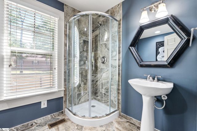 40 Keowee Avenue, Greenville, SC 29605