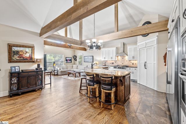 40 Keowee Avenue, Greenville, SC 29605