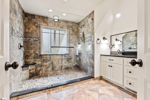 40 Keowee Avenue, Greenville, SC 29605