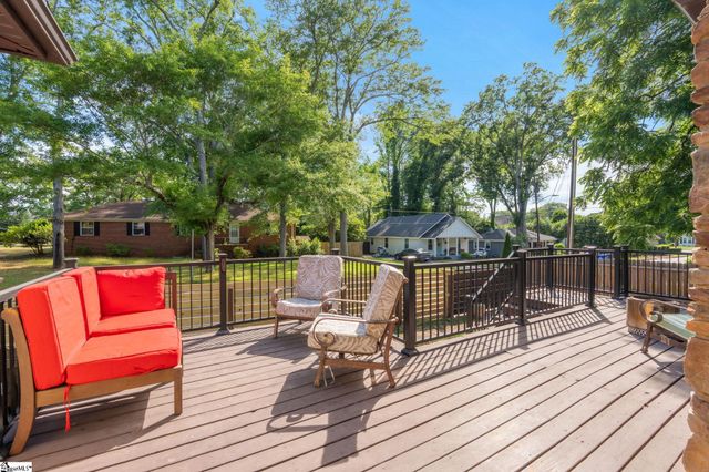 40 Keowee Avenue, Greenville, SC 29605