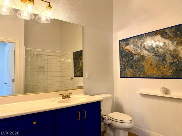 3574 DESERT CLIFF Street 201, Las Vegas, NV 89129