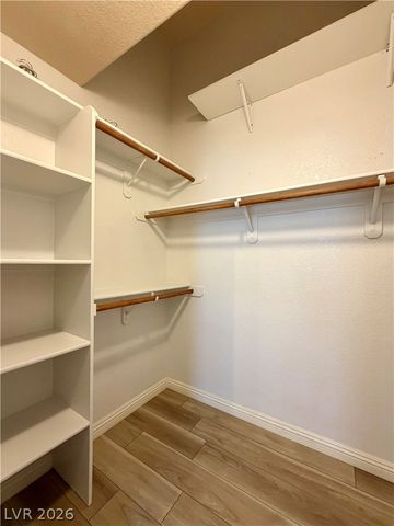 3574 DESERT CLIFF Street 201, Las Vegas, NV 89129