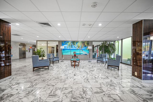 4400 Hillcrest Drive 605A, Hollywood, FL 33021