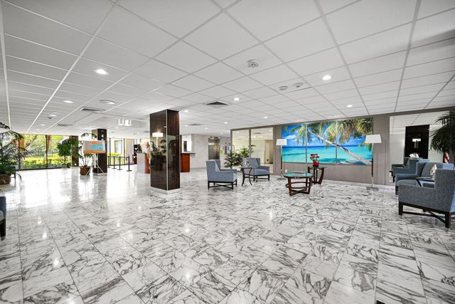 4400 Hillcrest Drive 605A, Hollywood, FL 33021