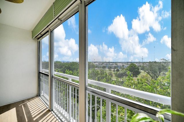 4400 Hillcrest Drive 605A, Hollywood, FL 33021