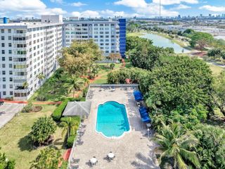 4400 Hillcrest Drive 605A, Hollywood, FL 33021