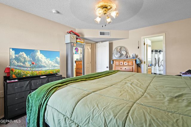 7300 SACHET CLIFF Drive, El Paso, TX 79934