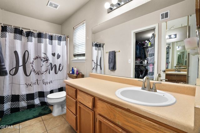 7300 SACHET CLIFF Drive, El Paso, TX 79934
