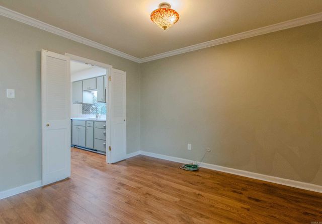 81 Kingsbridge Way, Little Rock, AR 72212