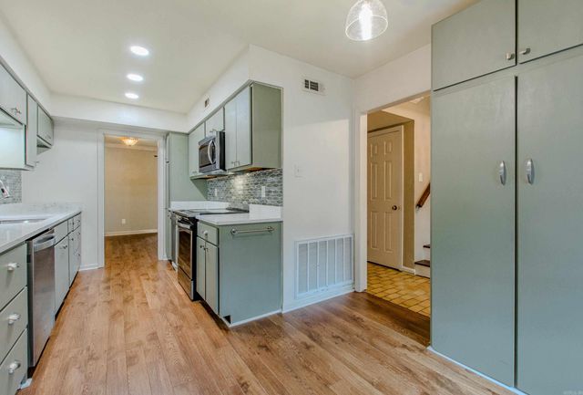 81 Kingsbridge Way, Little Rock, AR 72212