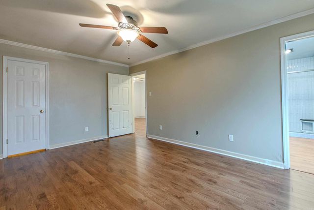 81 Kingsbridge Way, Little Rock, AR 72212