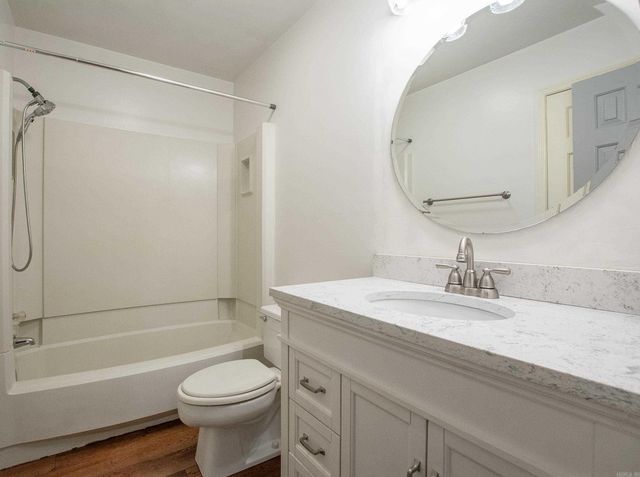 81 Kingsbridge Way, Little Rock, AR 72212